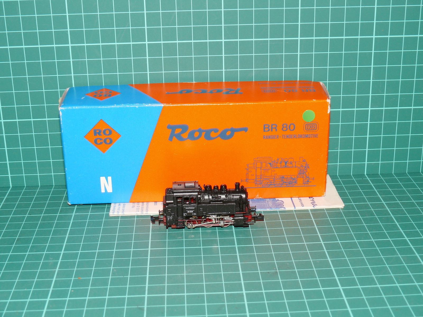 Roco N - Parní posunovací tendrová lokomotiva řady 80 (BR 80) DB, epocha III/IV (02155 A / 2155 A) – N