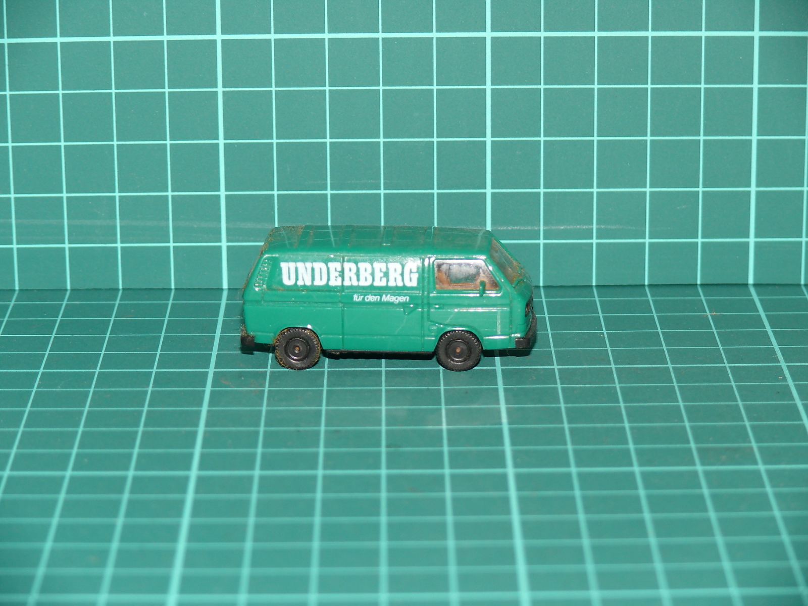 Herpa H0 – Volkswagen VW T3 Kasten „UNDERBERG – für den Magen“ (1:87) – H0