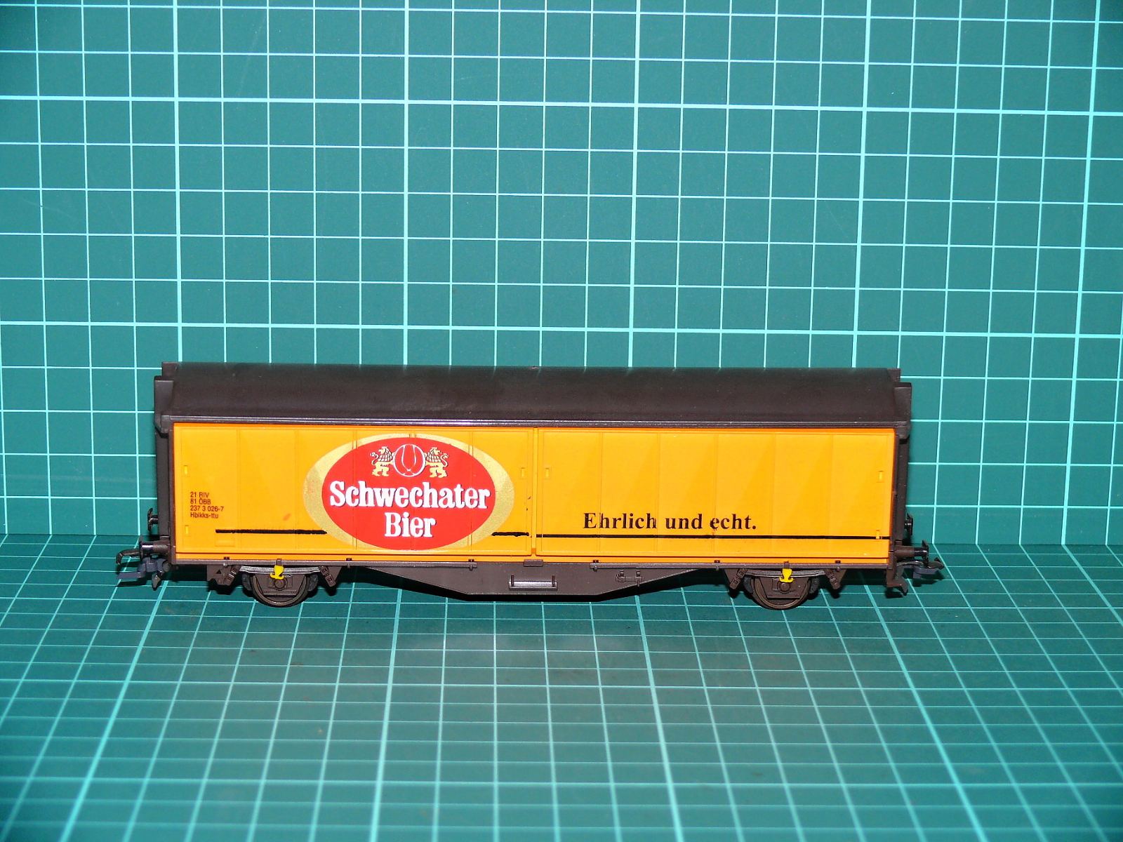 Roco - ÖBB Hbkks-tu Krytý nákladní vůz Schwechater Bier – H0