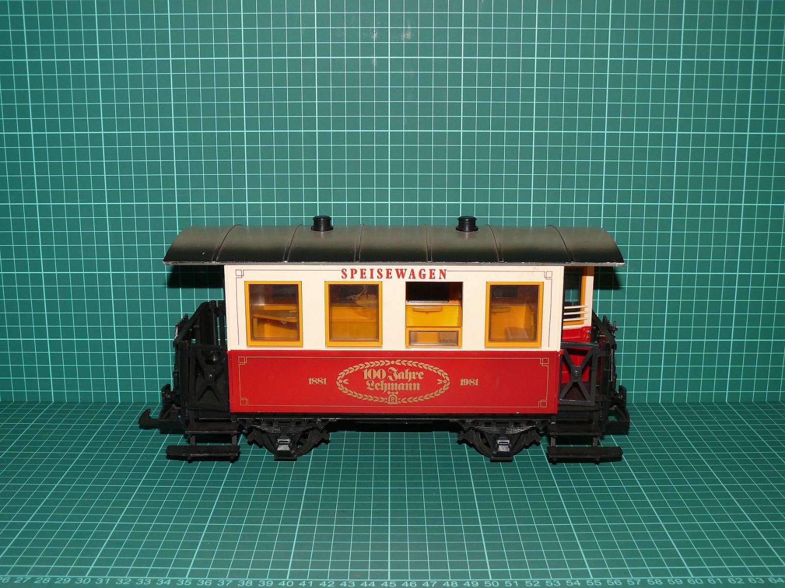 LGB 3040 G – Dvounápravový jídelní vůz „SPEISEWAGEN / 100 Jahre Lehmann 1881–1981“ – Jiné velikosti