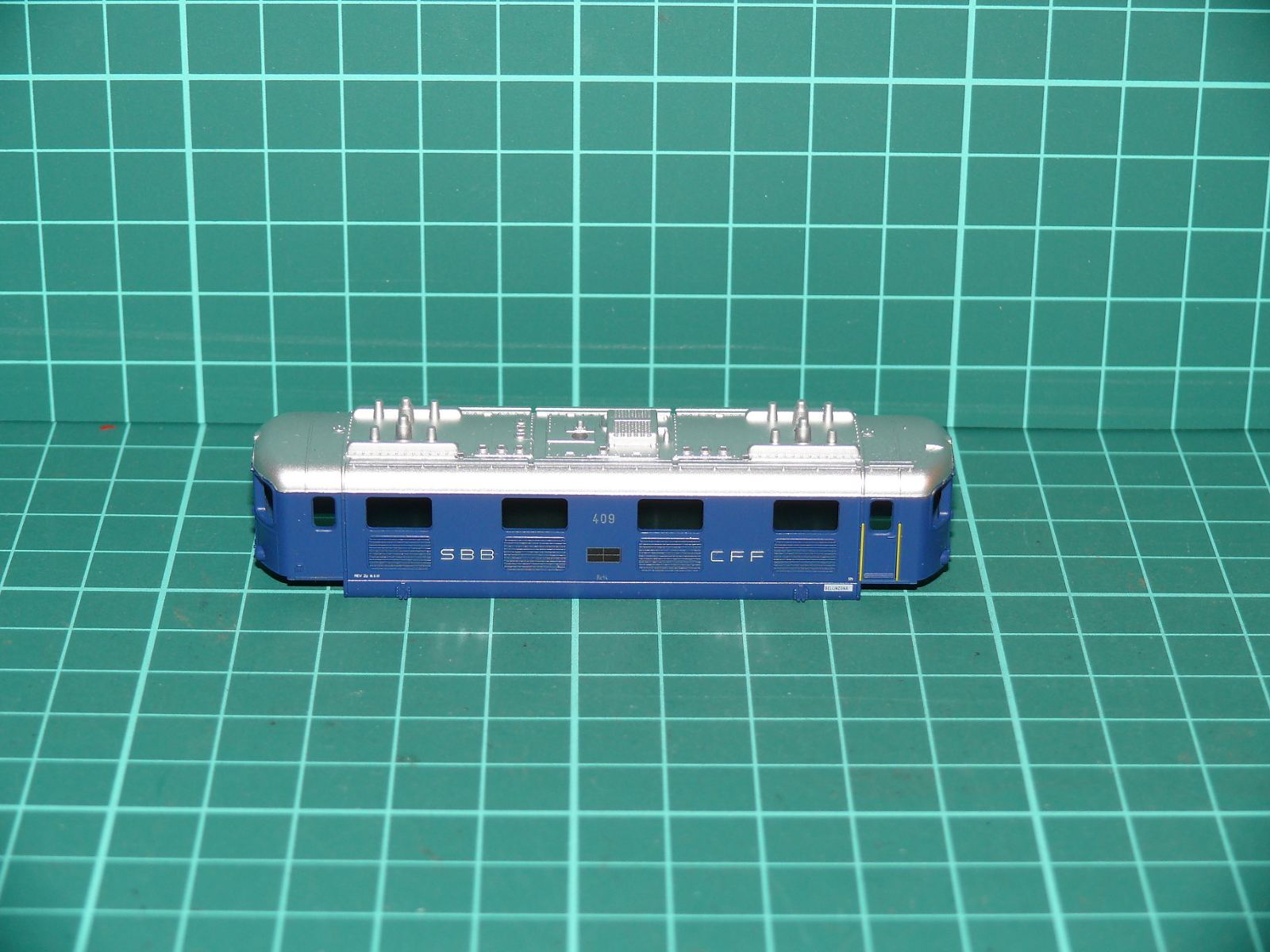 Arnold Rapido N – Karoserie elektrické lokomotivy řady Re 4/4 II (Re 420), SBB CFF (modrá) – N