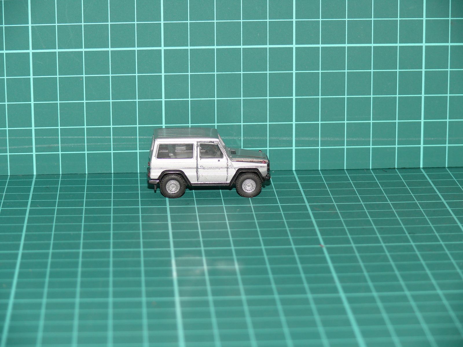 Herpa / Wiking - Mercedes-Benz Třída G (W460) Krátký terénní vůz – H0