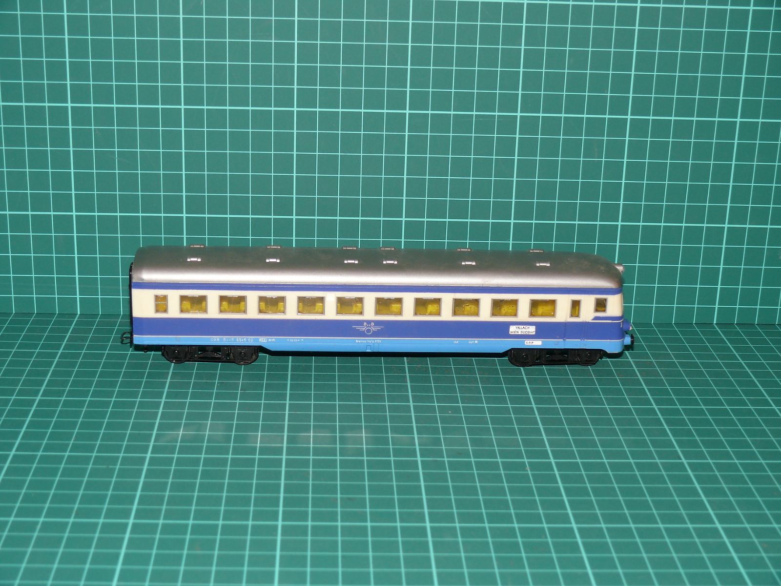 Kleinbahn H0 (1:87) – Řídicí / vložený vůz motorové jednotky ÖBB Blvt 6545.02 „Villach – Wien Südbf“ – H0