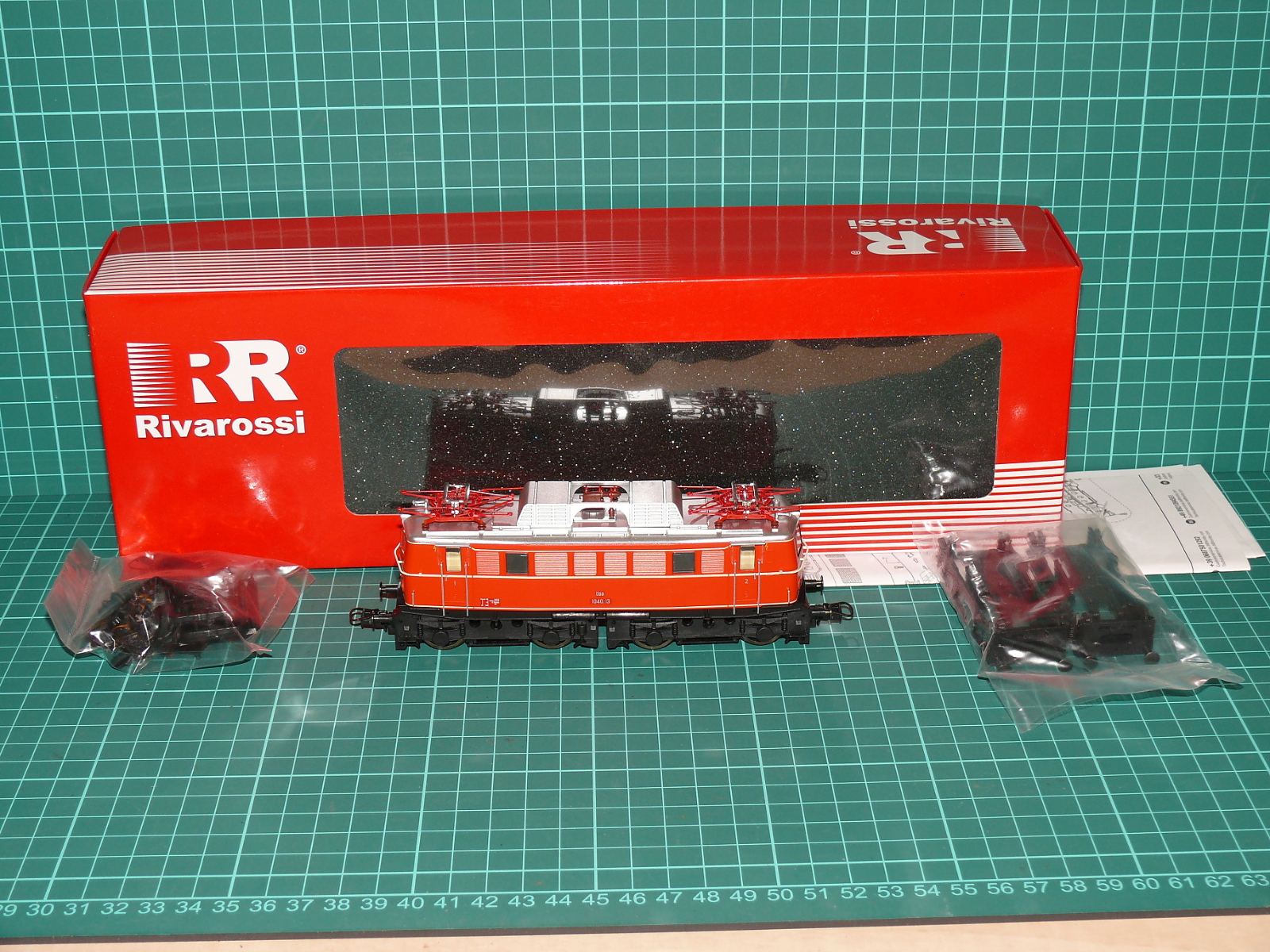 Rivarossi H0 (1:87) – Elektrická lokomotiva Rh 1040.13 ÖBB DCC ZVUK / Sound v originálním balení (kat. č. HR2820S) – H0