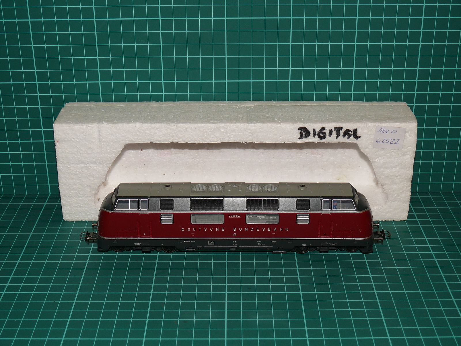 Roco H0 (1:87) – Dieselová lokomotiva V 200 042 DB DCC DIGITÁL (kat. č. 43522) – H0
