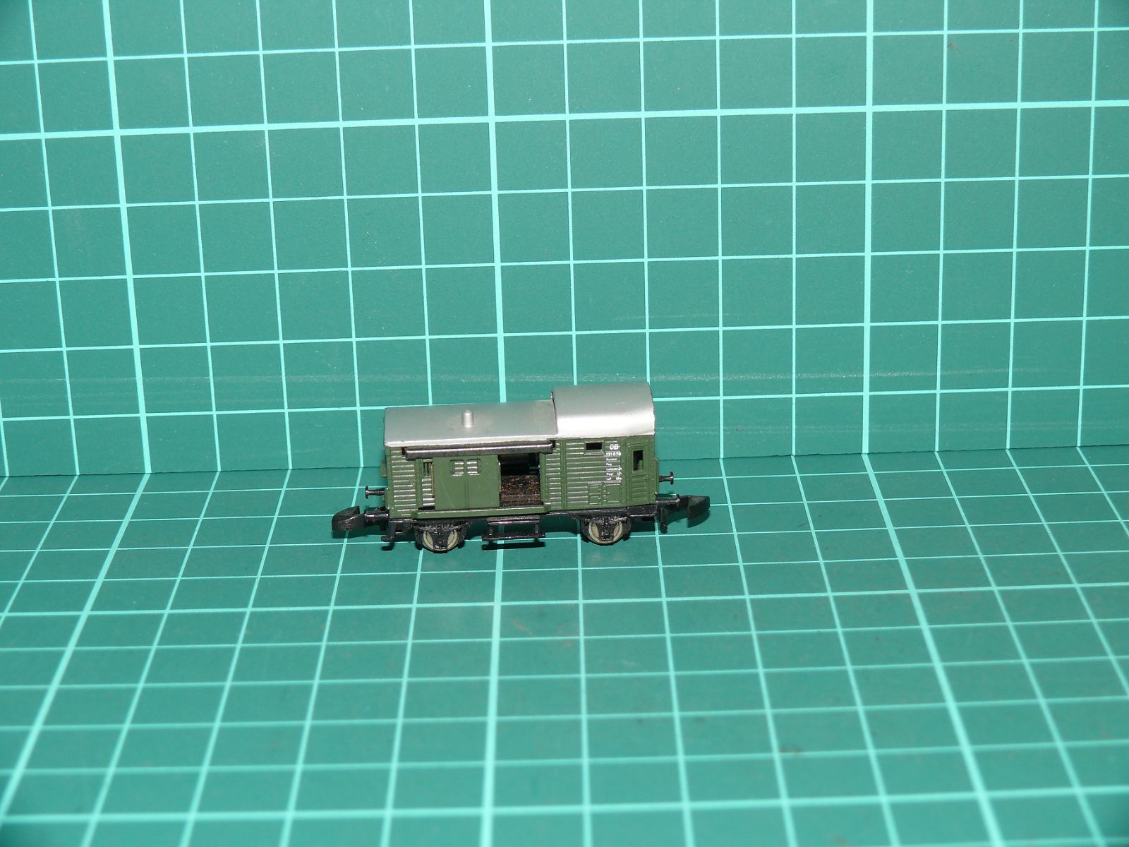 Märklin mini-club Z (1:220) – Služební / doprovodný nákladní vůz Pwg DB s vyhlídkou (kat. č. 8600) – Jiné velikosti
