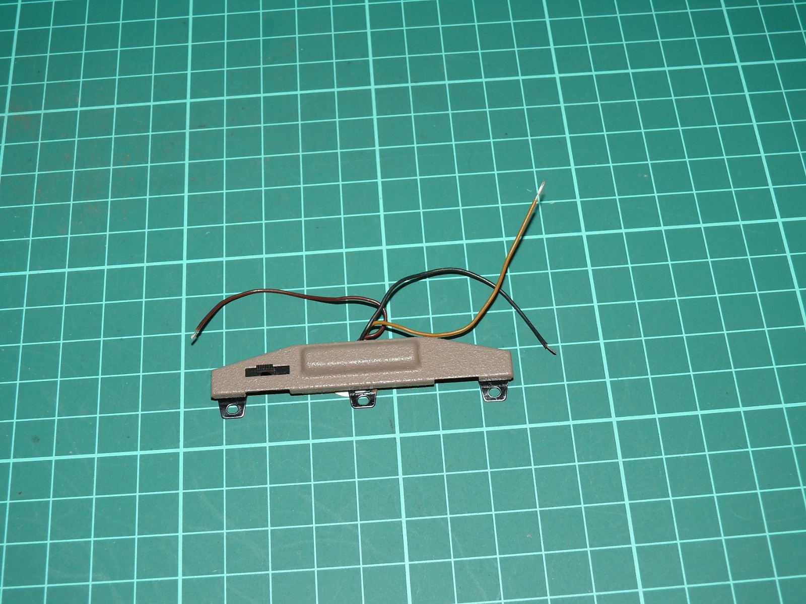 Fleischmann H0 (1:87) – Elektromagnetický přestavník výhybky se štěrkovým ložem (kat. č. 644110 / 6441 / 6442) – H0
